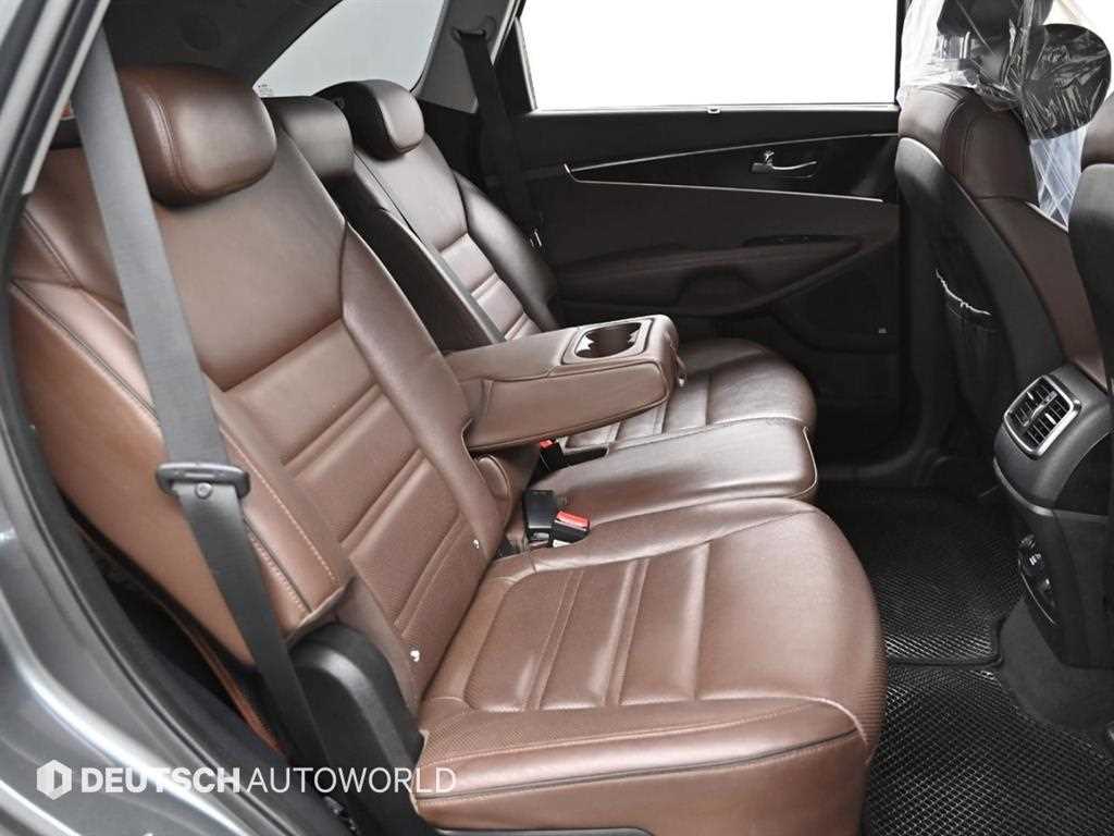 KIA Sorento - Vista 12