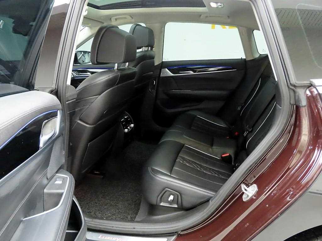 BMW Gran Turismo 2020 Negro - Importación desde Corea - HF Imports Iquique - Foto 15