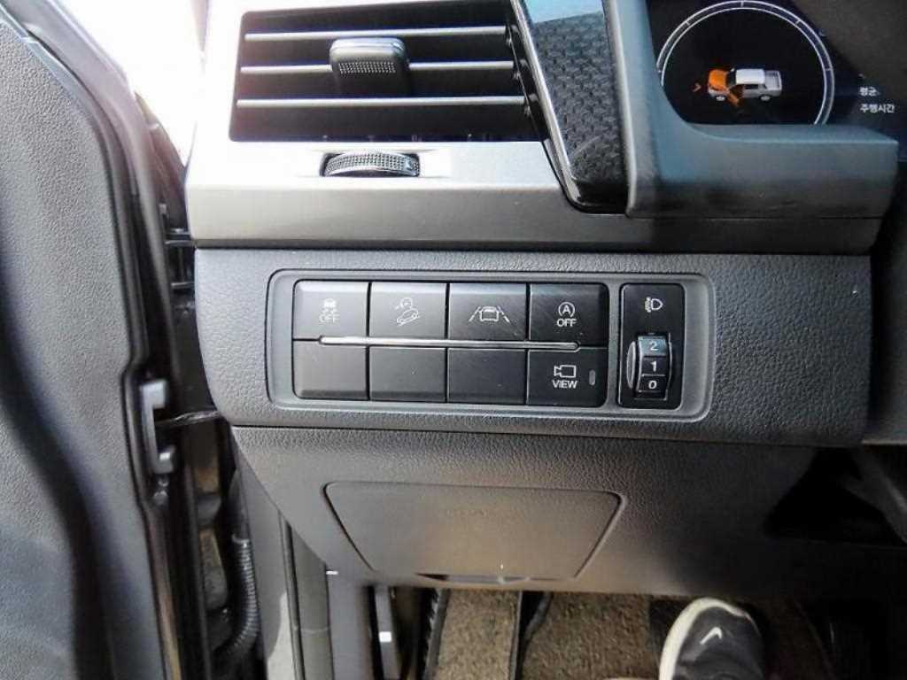 Ssangyong Rexton - Vista 8