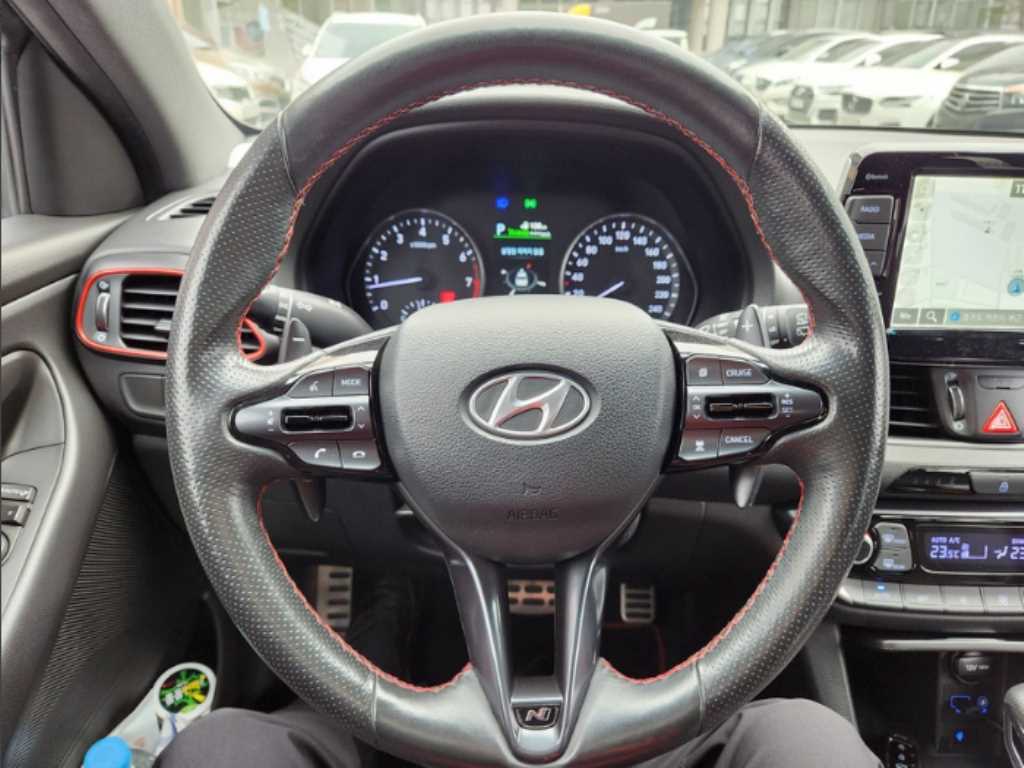 HYUNDAI i30 - Vista 5