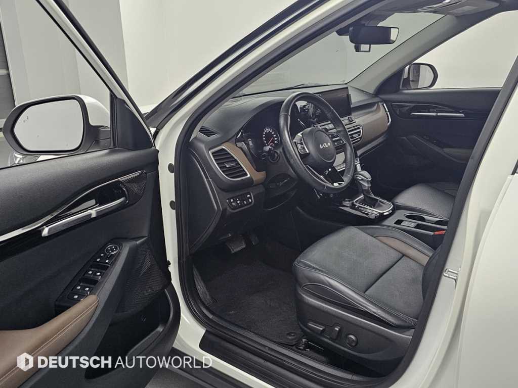 KIA Seltos - Vista 12