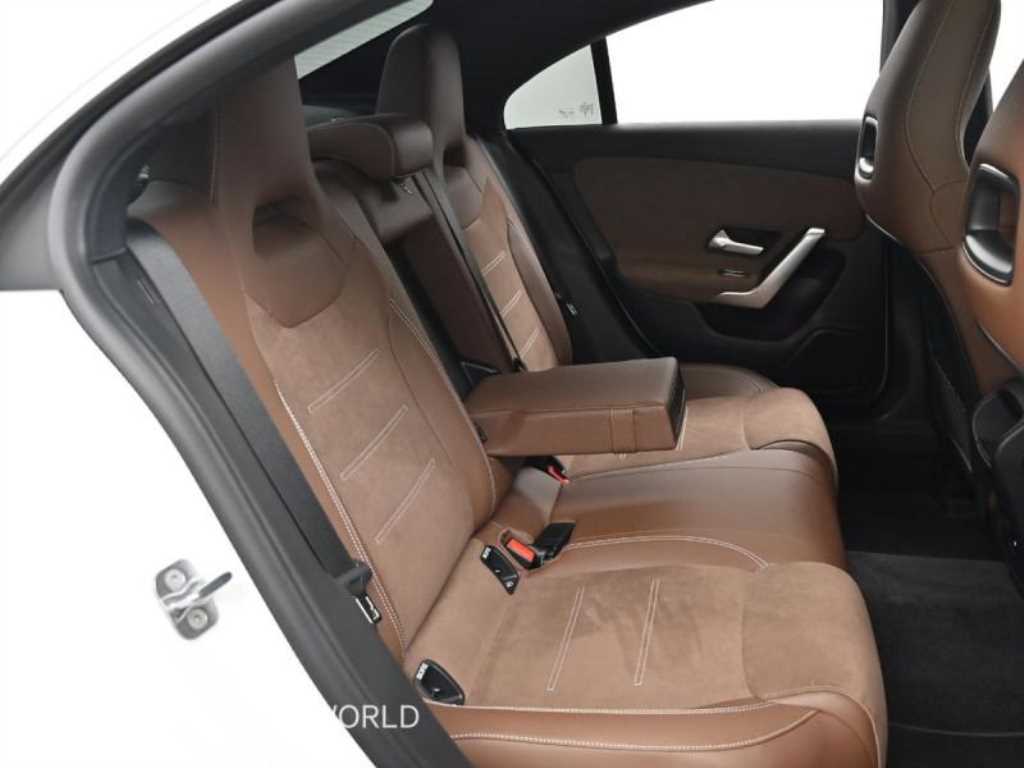 Mercedes Benz CLA Class - Vista 12