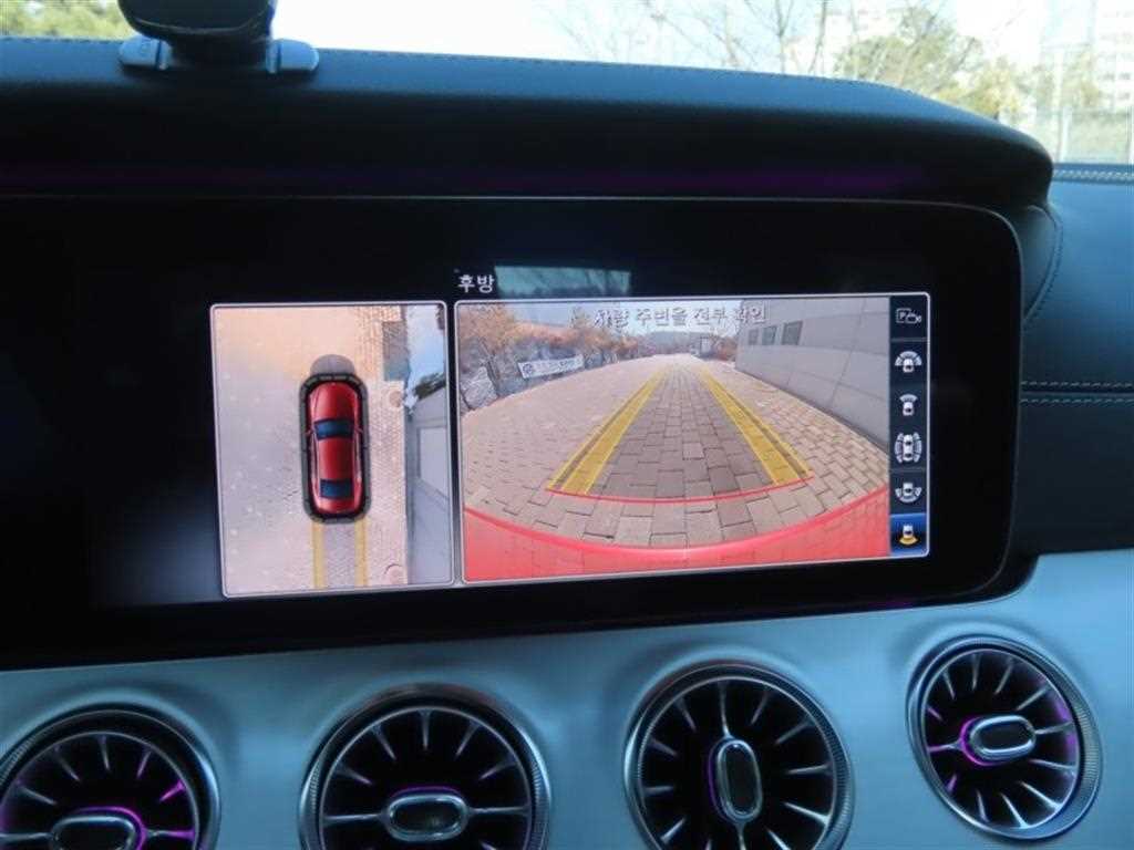 Mercedes Benz CLS Class - Vista 3