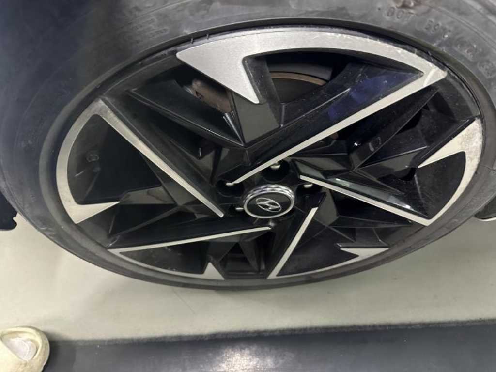 HYUNDAI Grandeur - Vista 12