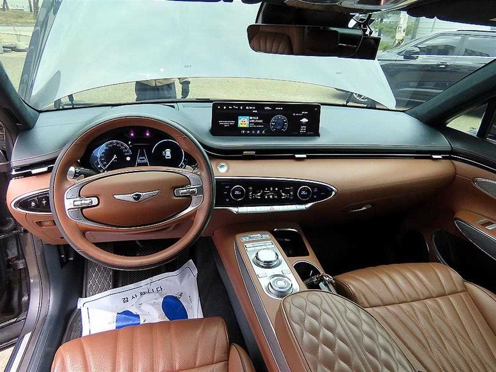 Genesis GV70 - Vista 7