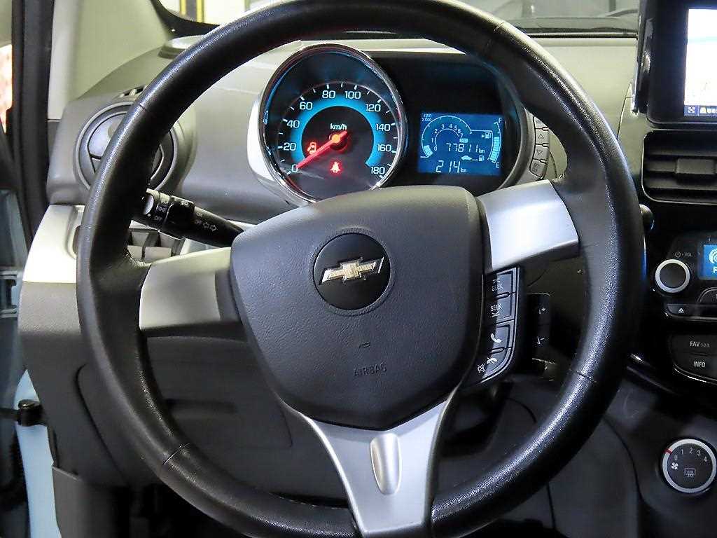 Chevrolet Spark - Vista 7