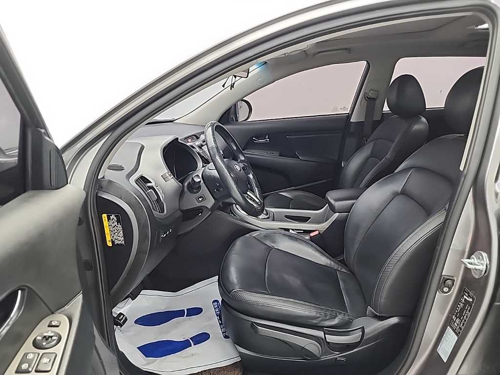 KIA Sportage - Vista 11