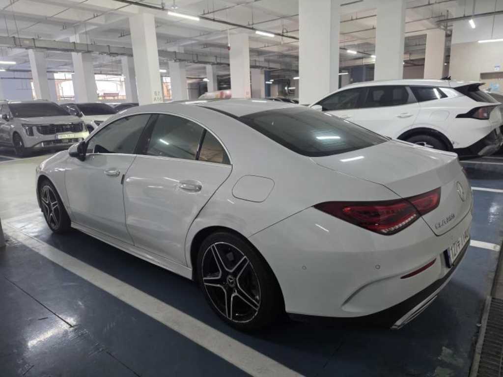 Mercedes Benz CLA Class - Vista 3