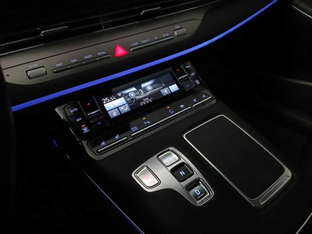 HYUNDAI Grandeur - Vista 12