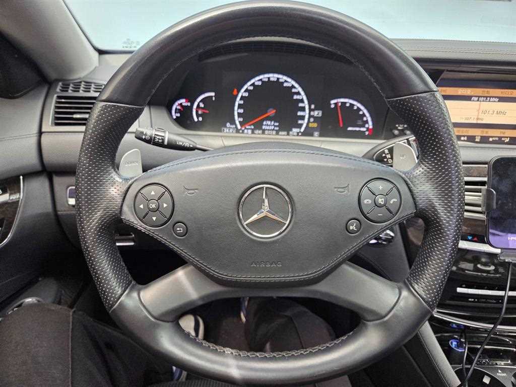 Mercedes Benz CL Class - Vista 10