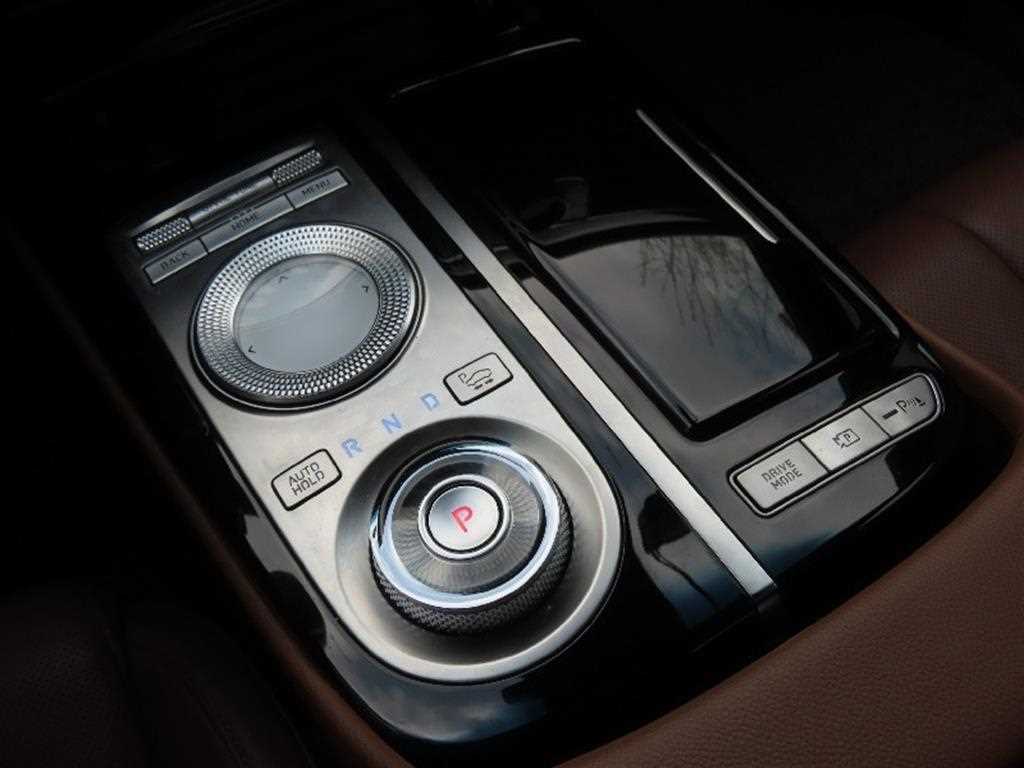 Genesis G80 - Vista 6