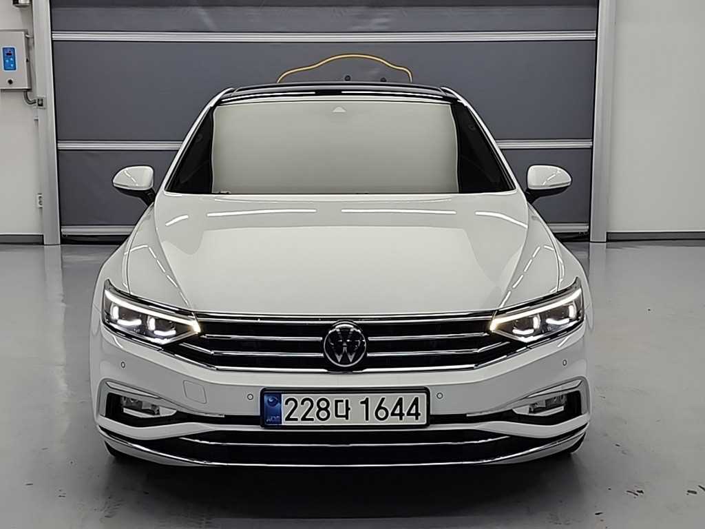 Volkswagen Passat - Vista 2