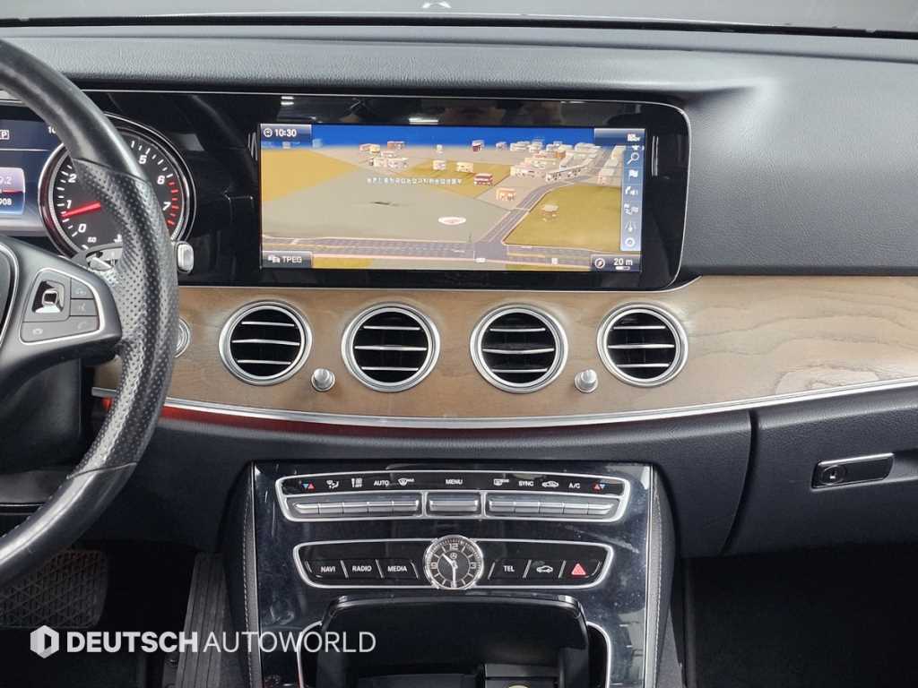 Mercedes Benz E class 2018 Negro - Importación desde Corea - HF Imports Iquique - Foto 14