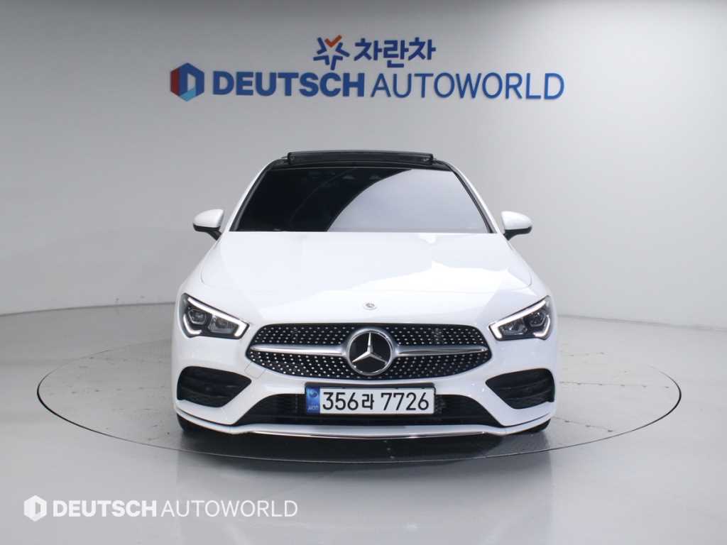 Mercedes Benz CLA Class - Vista 3