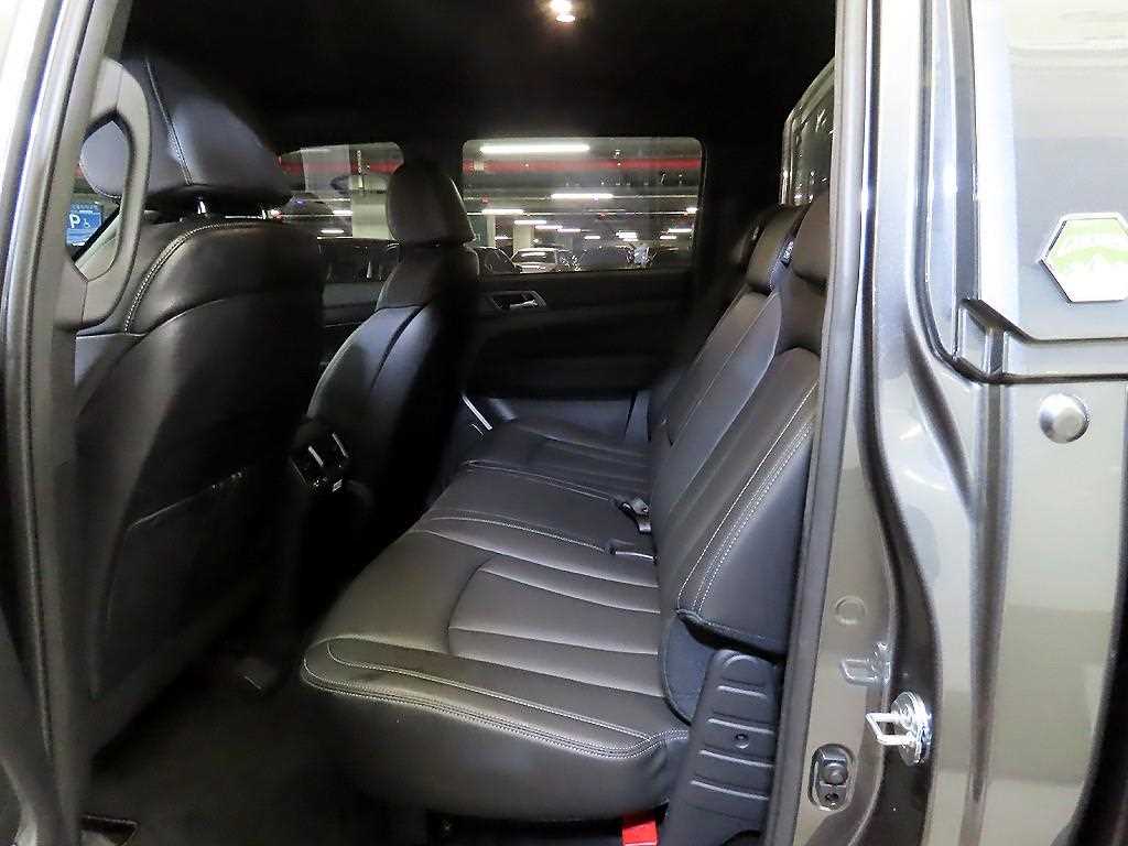 Ssangyong Rexton - Vista 7