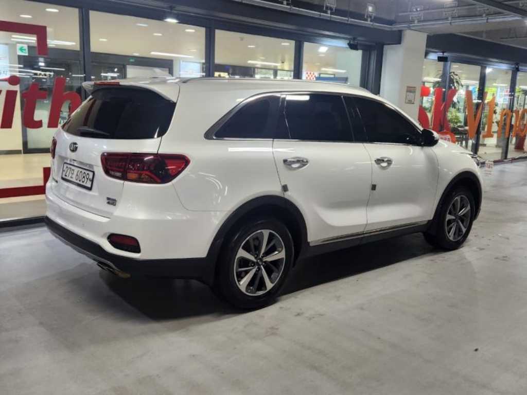 KIA Sorento - Vista 4