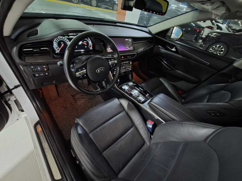 KIA K7 - Vista 8