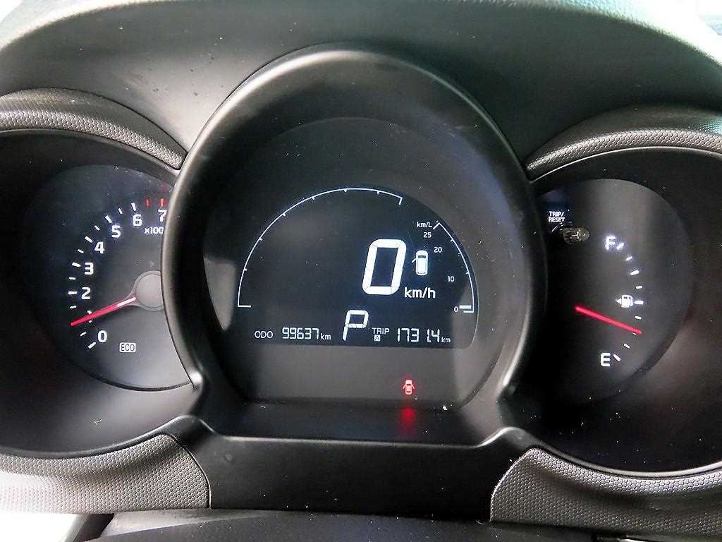 KIA Ray - Vista 9