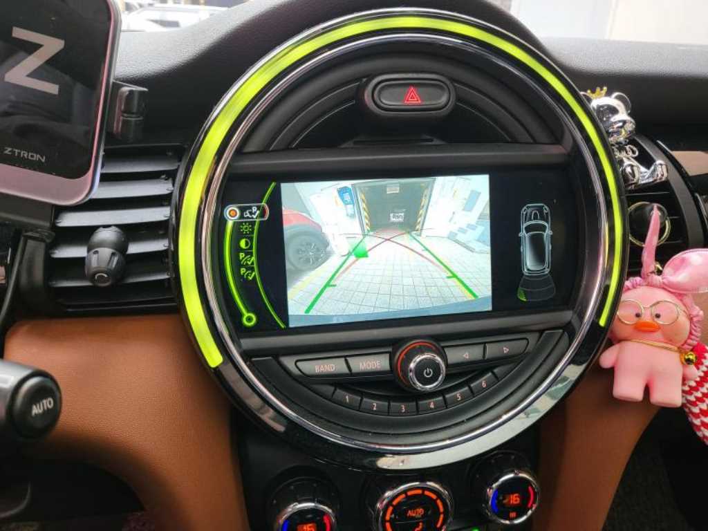 Mini Cooper - Vista 6