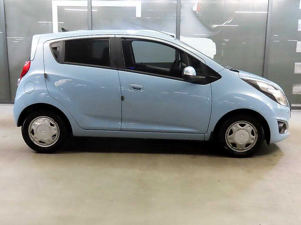 Chevrolet Spark - Vista 3