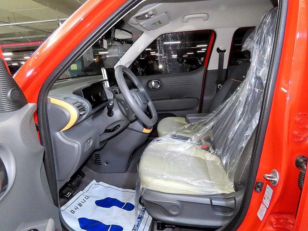 HYUNDAI Casper - Vista 6