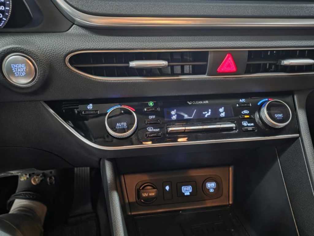 HYUNDAI Sonata - Vista 9