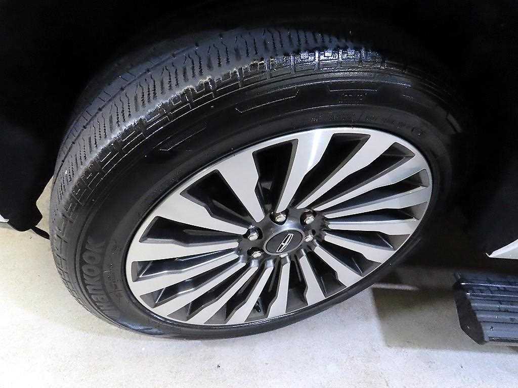 Lincoln Navigator 2021 Blanco - Importación desde Corea - HF Imports Iquique - Foto 20