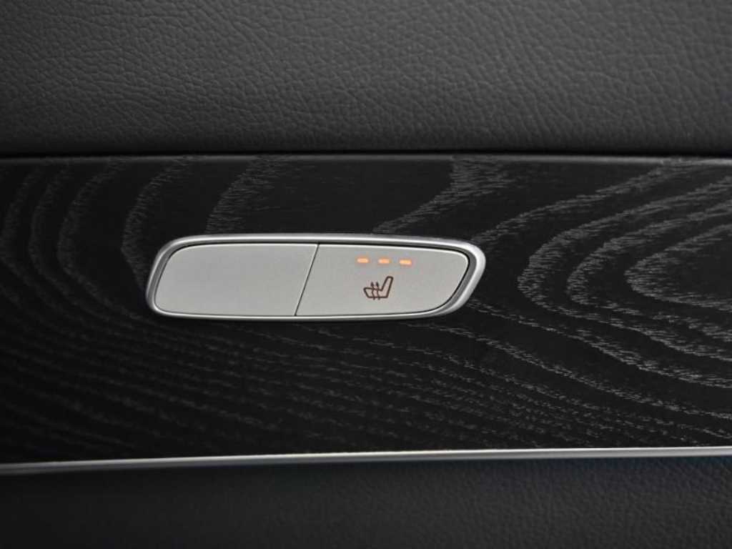 Mercedes Benz GLC Class 2019 Gris - Importación desde Corea - HF Imports Iquique - Foto 16