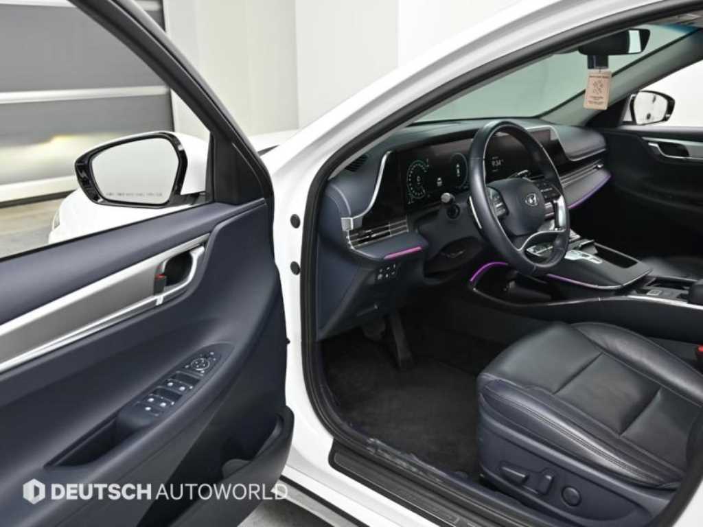 HYUNDAI Grandeur - Vista 11