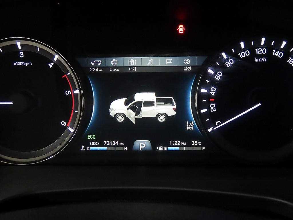 Ssangyong Rexton - Vista 8