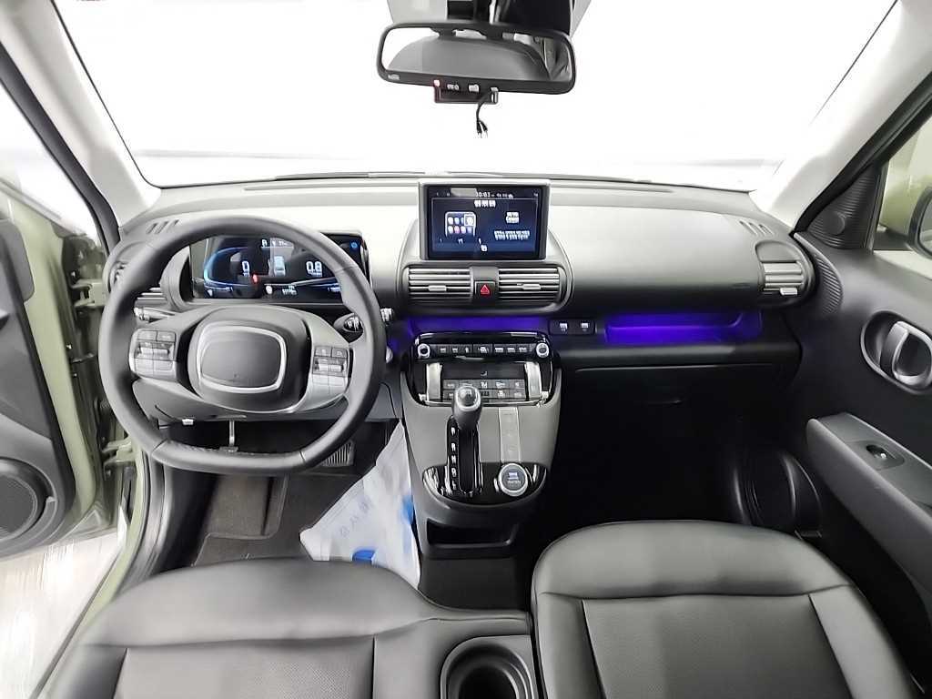 HYUNDAI Casper - Vista 7