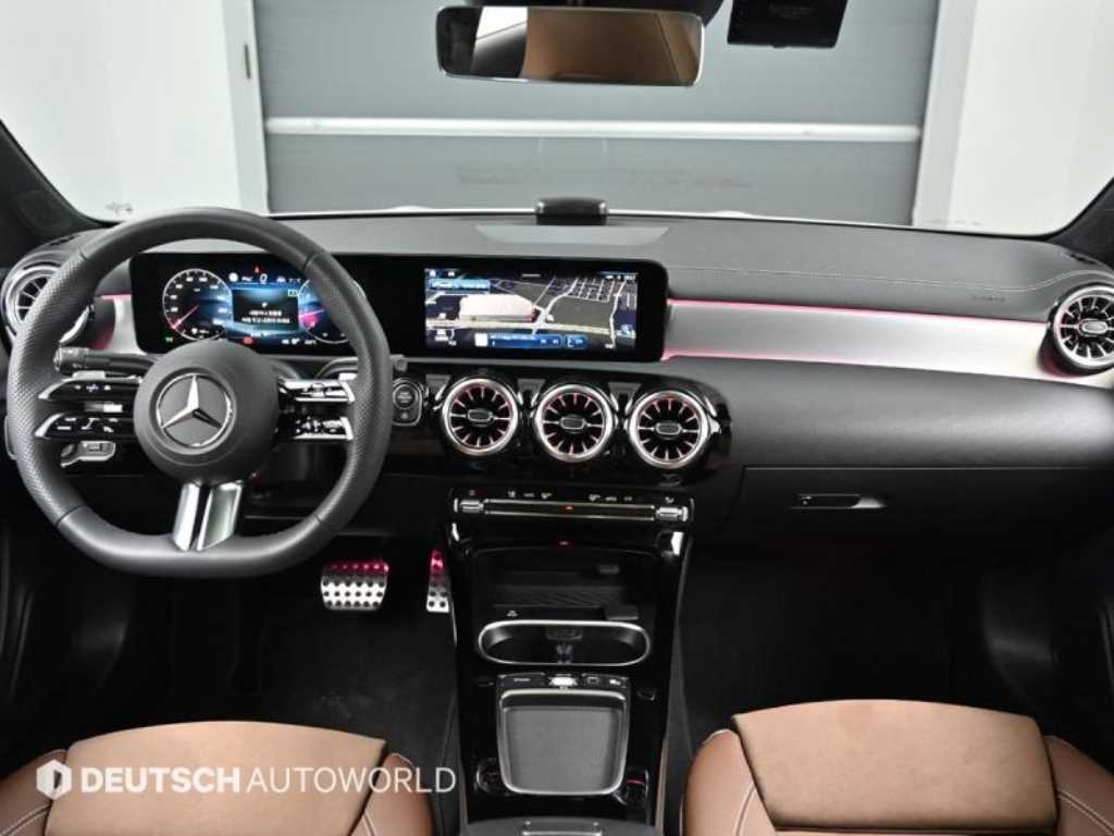 Mercedes Benz CLA Class - Vista 8