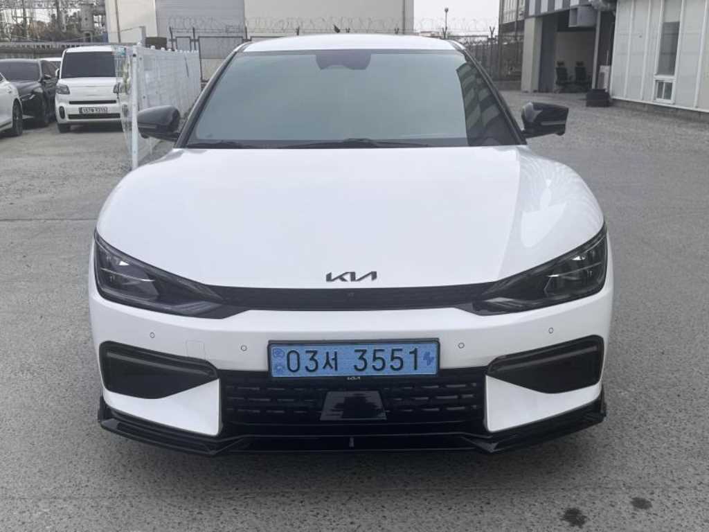 KIA EV6 - Vista 3