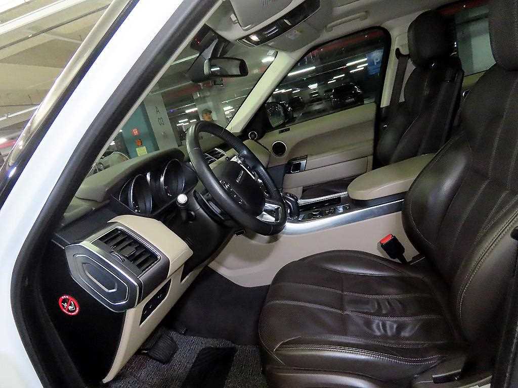 Land Rover Range Rover Sports - Vista 6