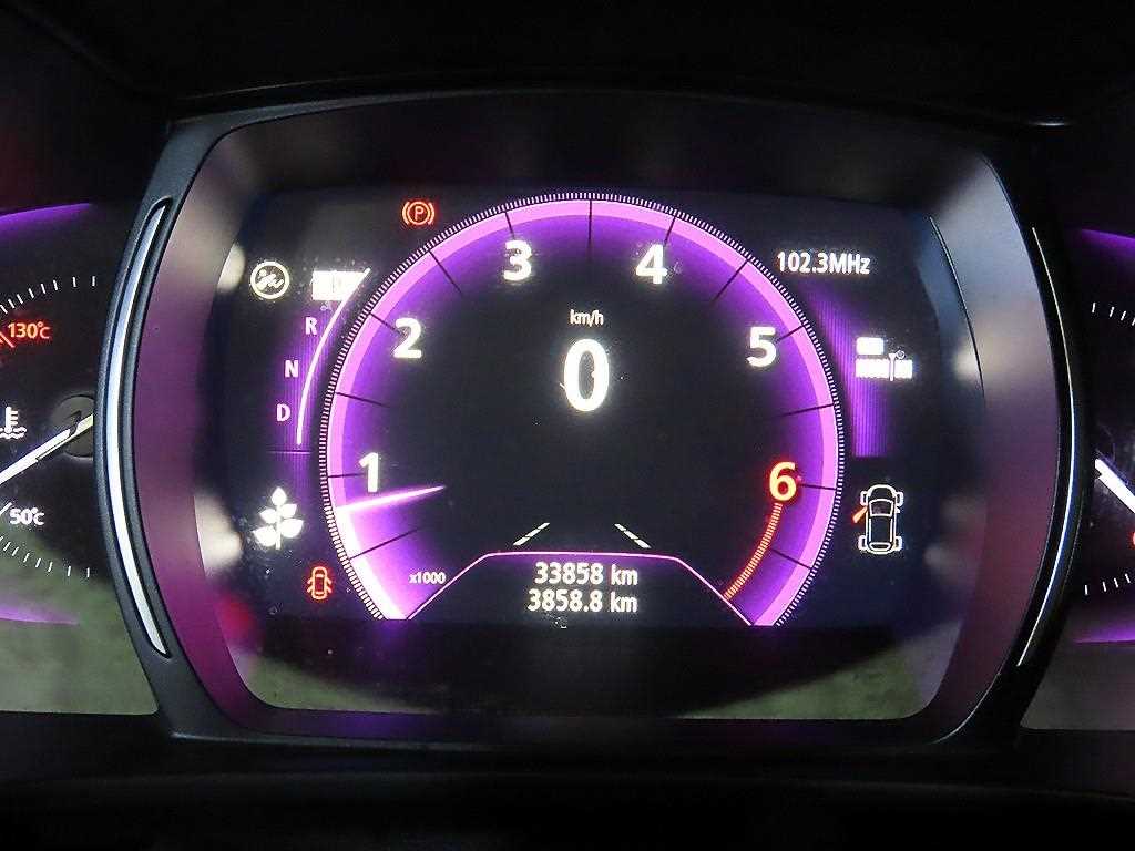 SAMSUNG QM6 - Vista 9