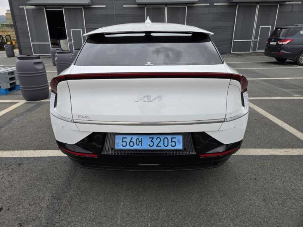 KIA EV6 - Vista 2