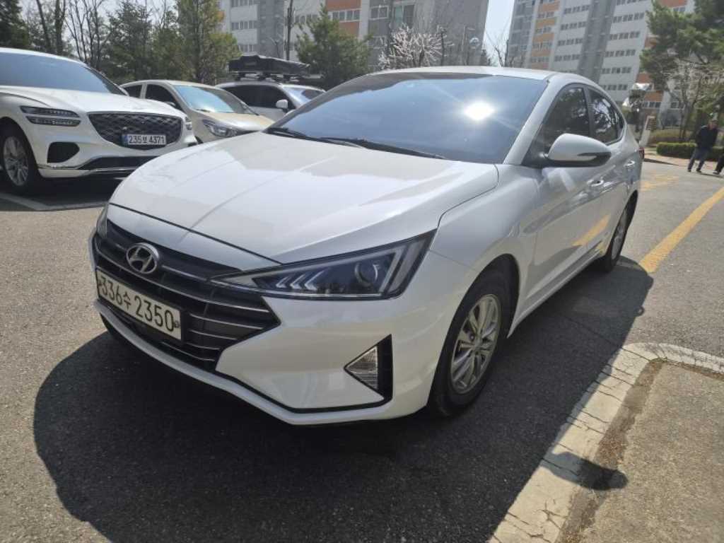 HYUNDAI Avante 2020 Blanco - Importación desde Corea - HF Imports Iquique - Foto 1