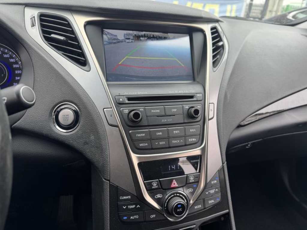 HYUNDAI Grandeur 2015 Negro - Importación desde Corea - HF Imports Iquique - Foto 14