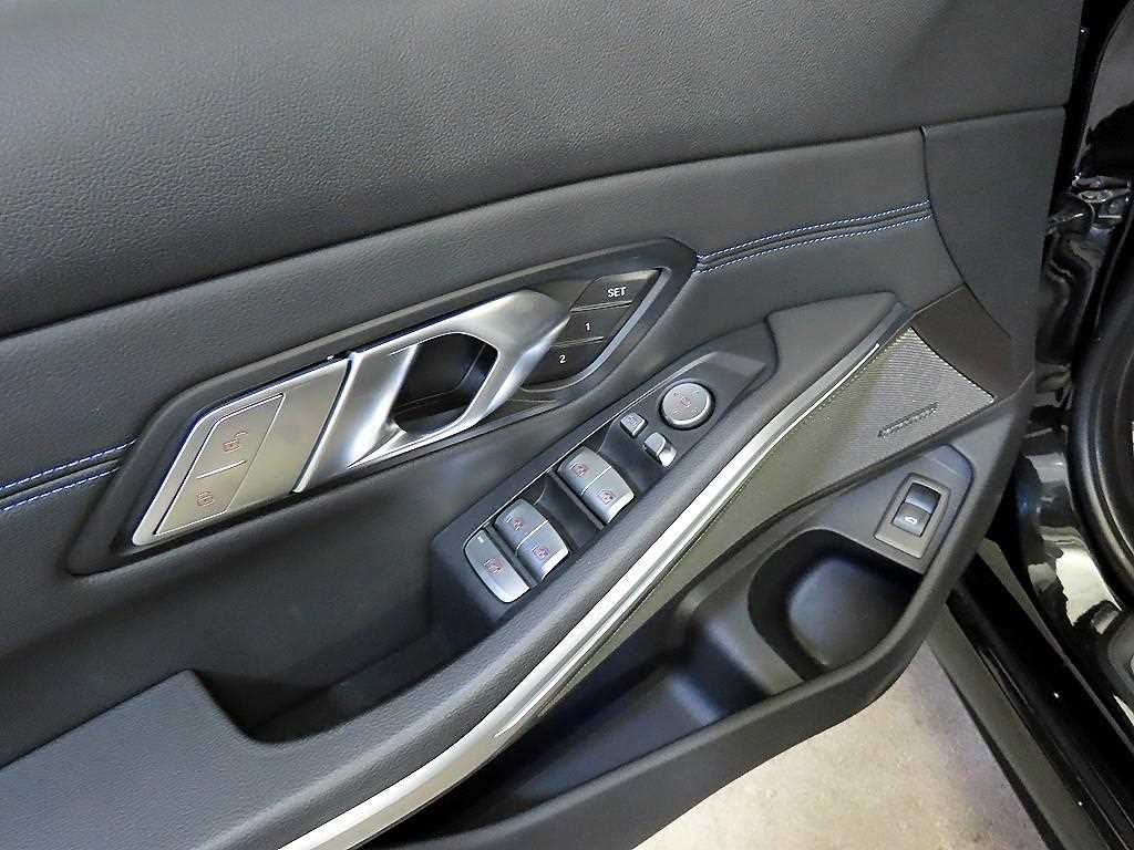 BMW 3 series 2021 Negro - Importación desde Corea - HF Imports Iquique - Foto 13