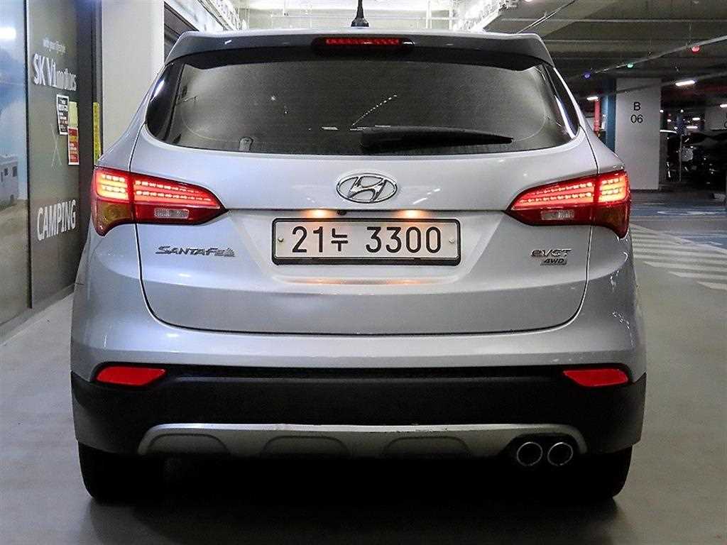 HYUNDAI Santa Fe - Vista 5