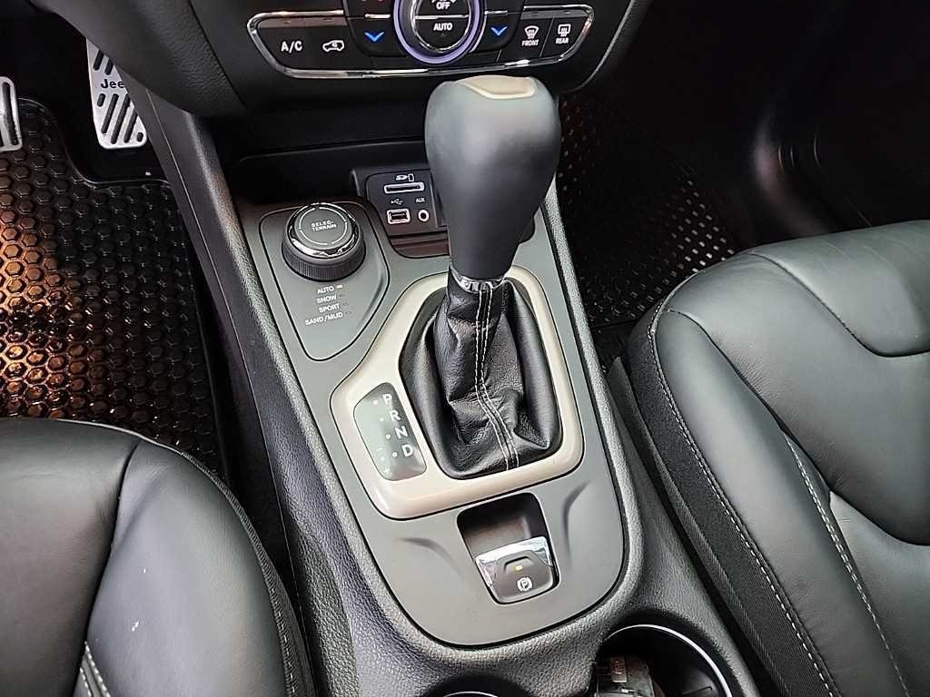 Jeep Cherokee - Vista 8