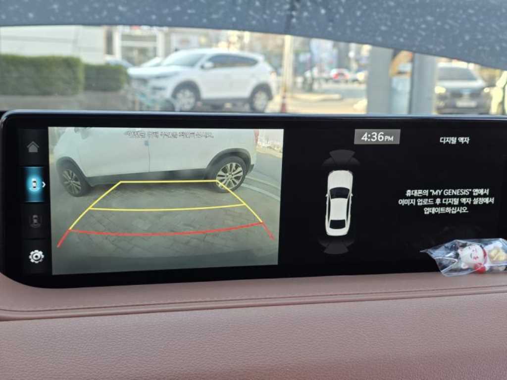 Genesis G80 - Vista 12