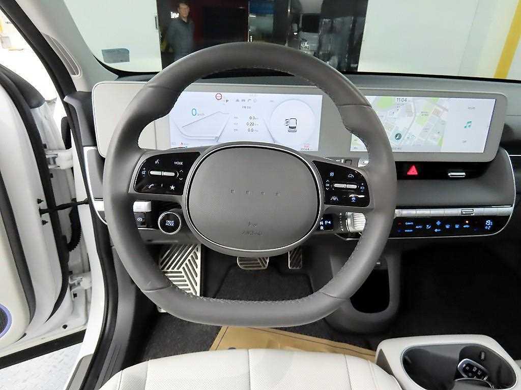 HYUNDAI Ioniq 5 - Vista 9