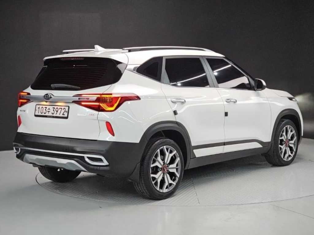 KIA Seltos - Vista 4