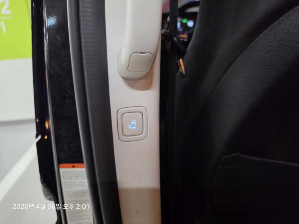 HYUNDAI Staria 2022 Negro - Importación desde Corea - HF Imports Iquique - Foto 19