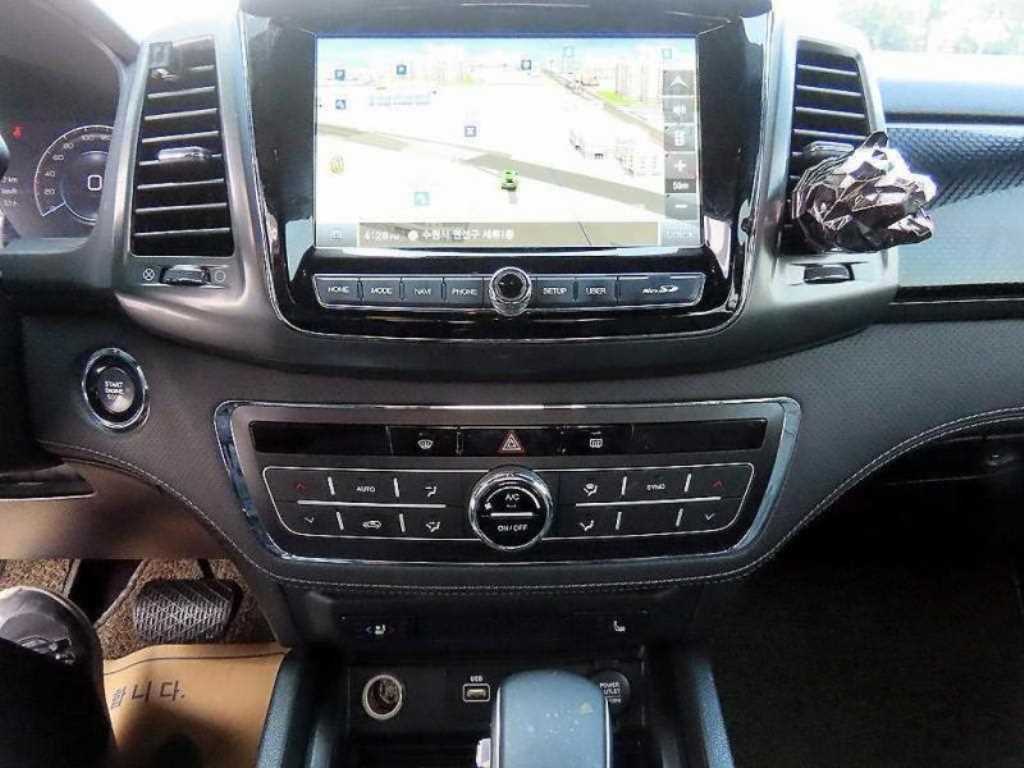 Ssangyong Rexton - Vista 11