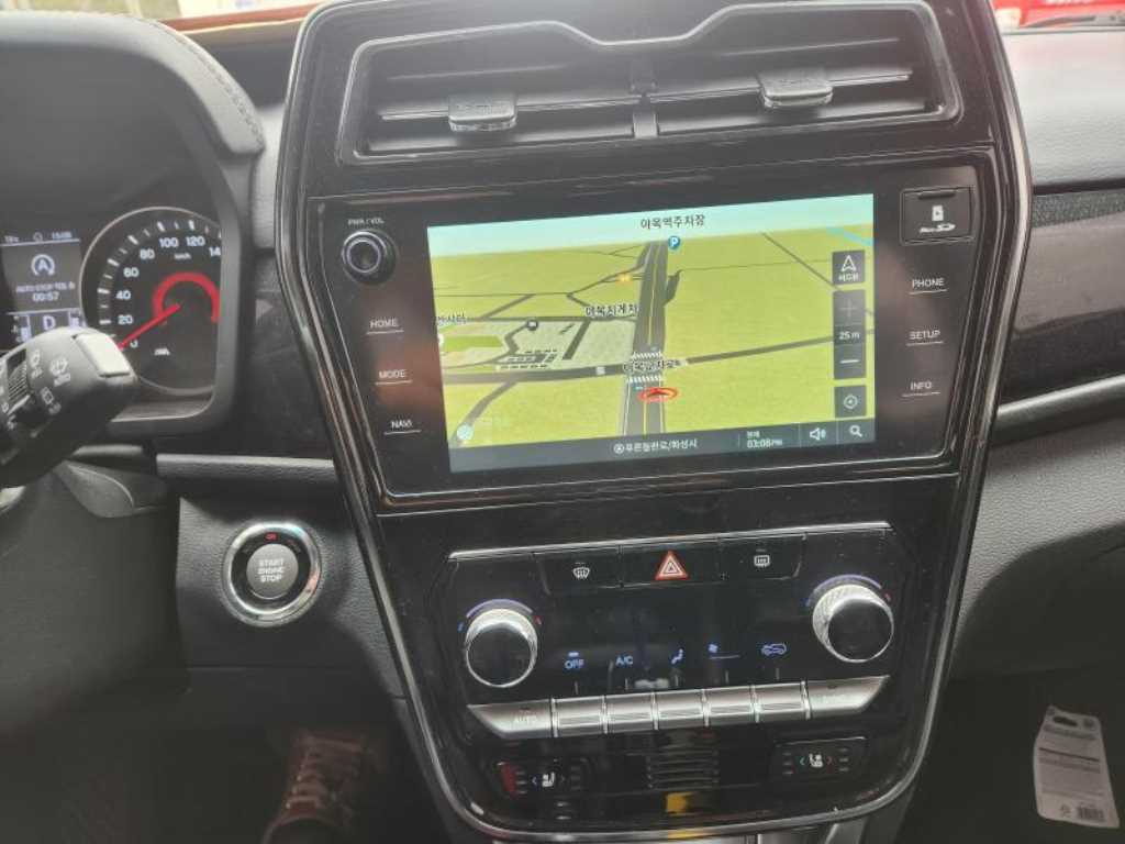 Ssangyong Tivoli - Vista 6