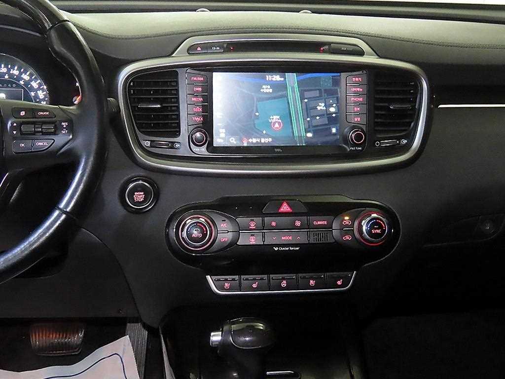 KIA Sorento - Vista 11