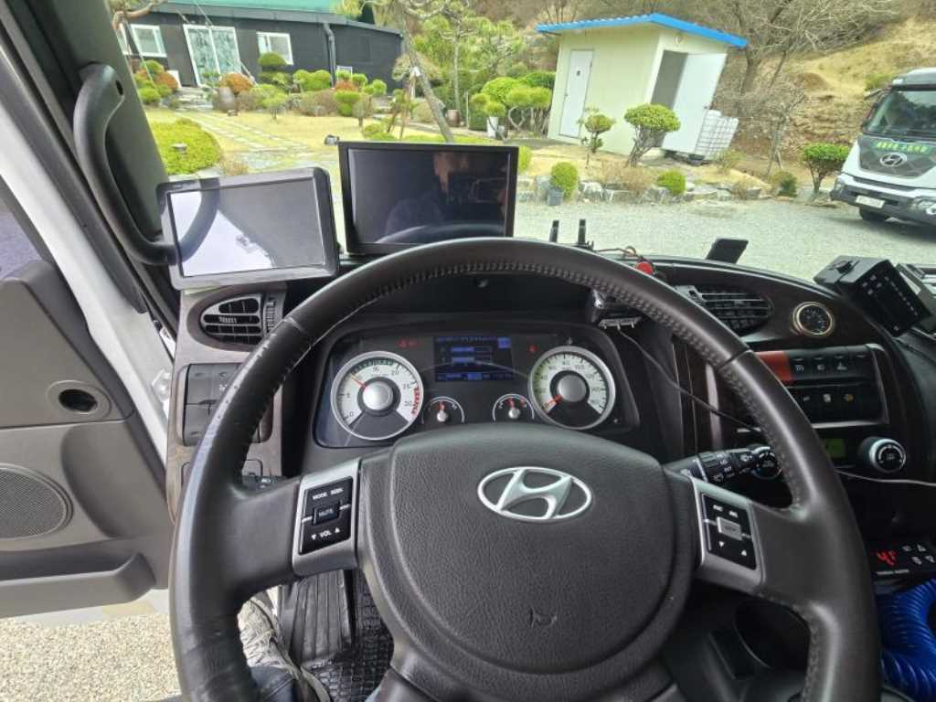 medium and large cargo truck 2017 Blanco - Importación desde Corea - HF Imports Iquique - Foto 17