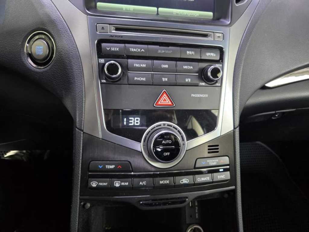 HYUNDAI Grandeur - Vista 6